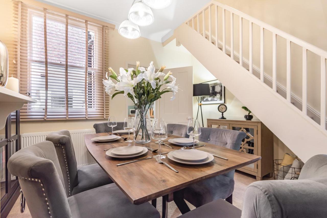 Chester City Centre Cottage, Sleeps 6 With Free Parking 외부 사진
