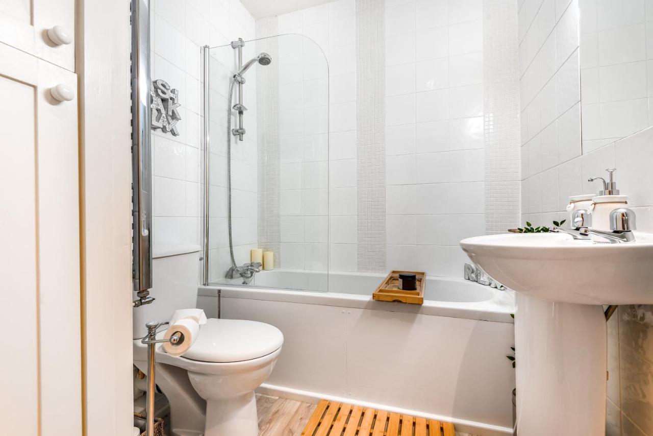 Chester City Centre Cottage, Sleeps 6 With Free Parking 외부 사진